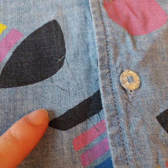#takepride Geometric Gay Pride Flag Blue Button Up Short Sleeve Shirt Size L - Picture 5 of 10